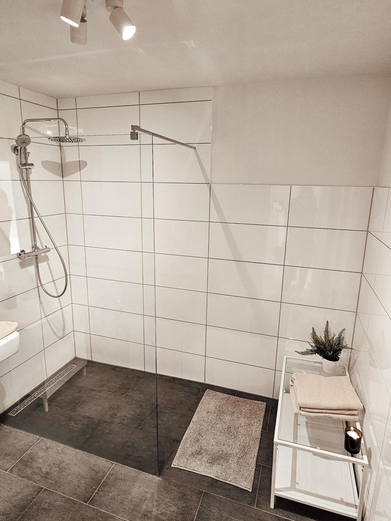 Apartment Modernes Im Gruenen *