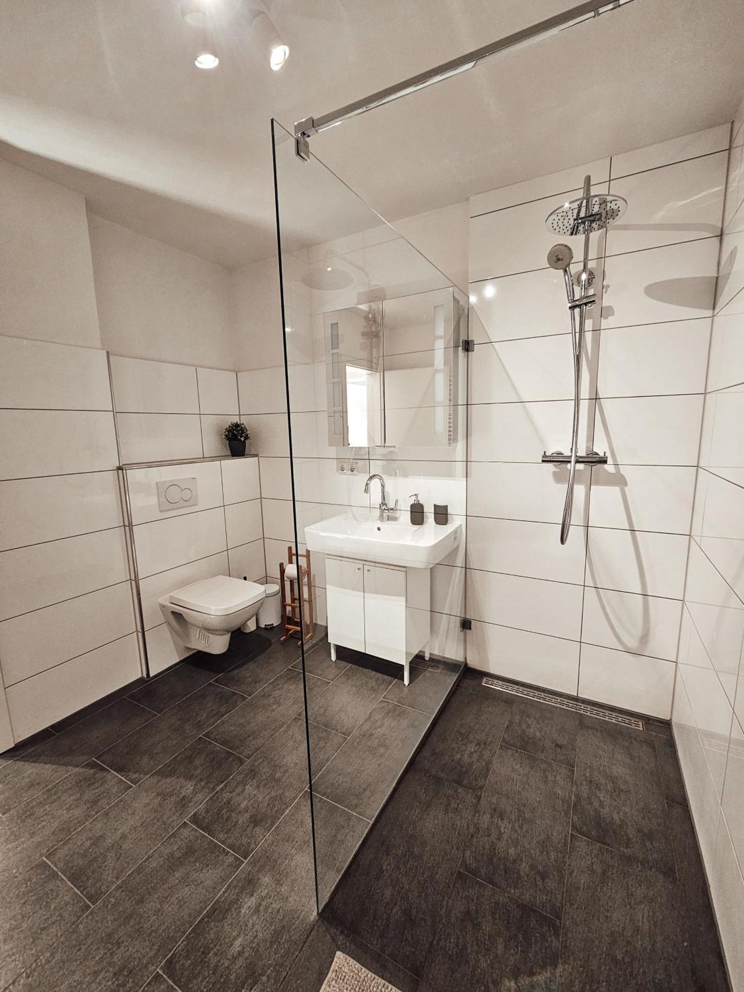 Apartment Modernes Im Gruenen
